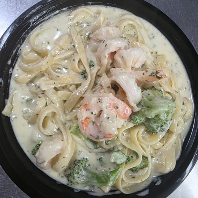 Shrimp Alfredo.